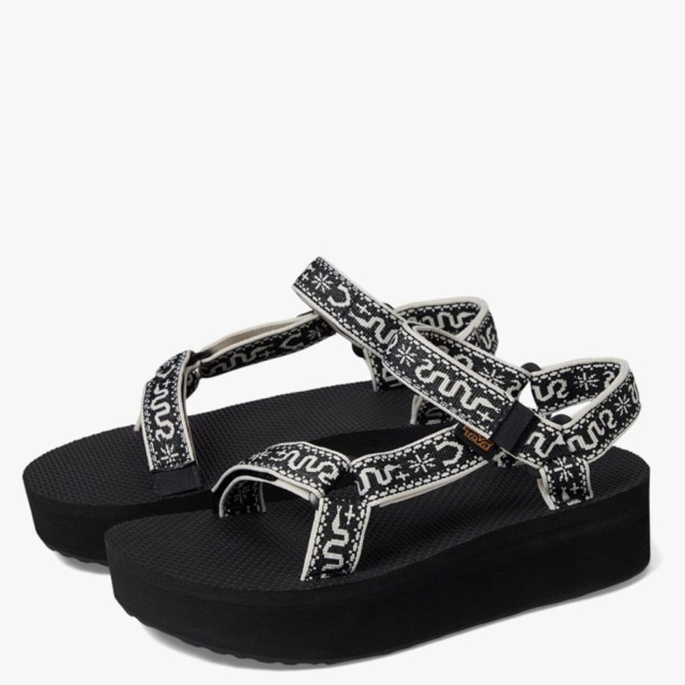 Teva Women's W Flatform Universal Sandal